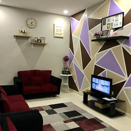 D'Q Putra Homestay Melaka Unit Miqa מראה חיצוני תמונה