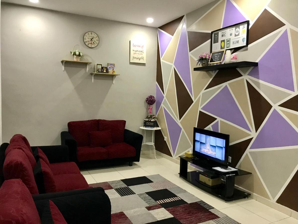 D'Q Putra Homestay Melaka Unit Miqa מראה חיצוני תמונה